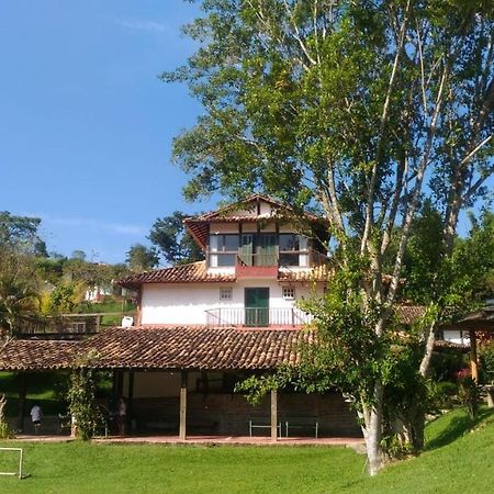 Hotel Fazendao Santa Branca Bagian luar foto