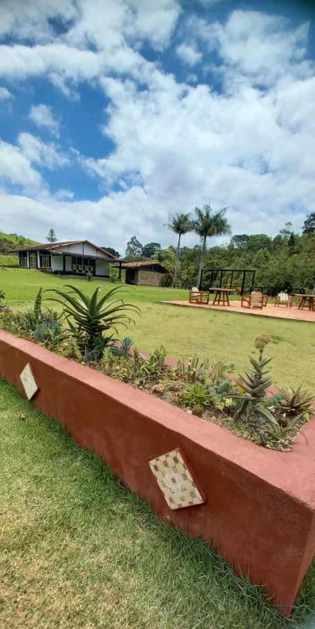 Hotel Fazendao Santa Branca Bagian luar foto
