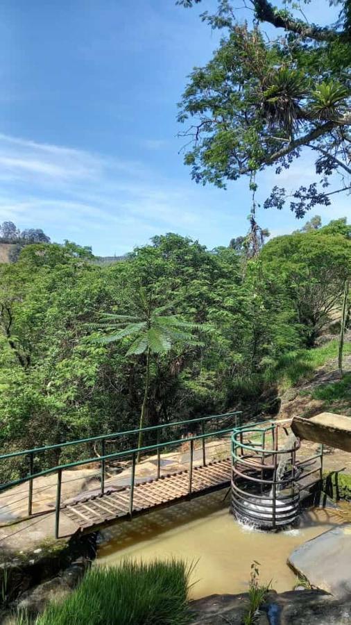 Hotel Fazendao Santa Branca Bagian luar foto