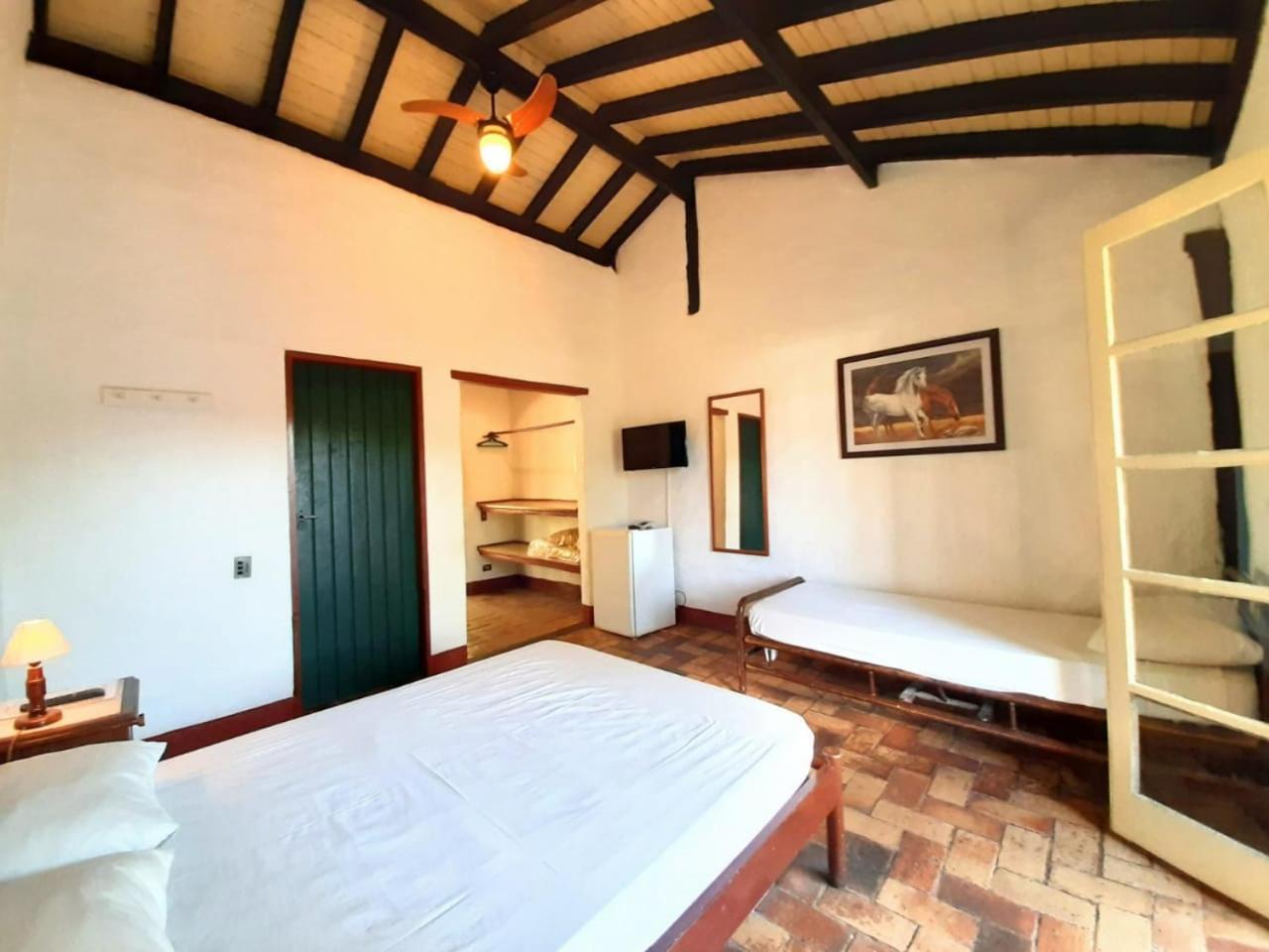 Hotel Fazendao Santa Branca Ruang foto